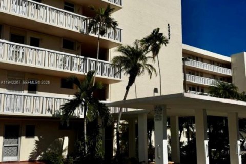 Condo à Aventura, Floride, 1 chambre  № 2000065