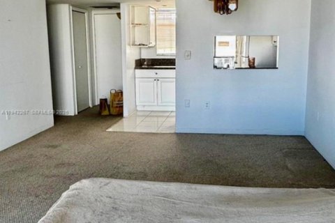 Copropriété à louer à Aventura, Floride: 1 chambre, 71.35 m2 № 2000065 - photo 4