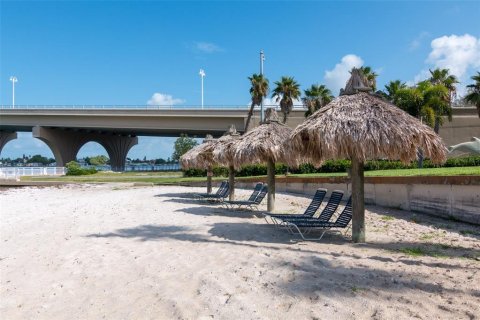Copropriété à louer à Saint Petersburg, Floride: 2 chambres, 99.41 m2 № 1528294 - photo 28