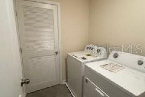 Townhouse in Palm Coast, Florida 3 bedrooms, 163.32 sq.m. № 1879668 - photo 15