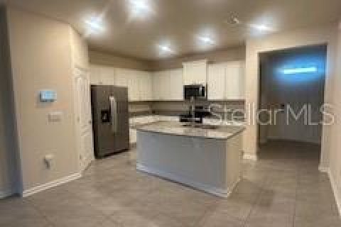 Townhouse in Palm Coast, Florida 3 bedrooms, 163.32 sq.m. № 1879668 - photo 4