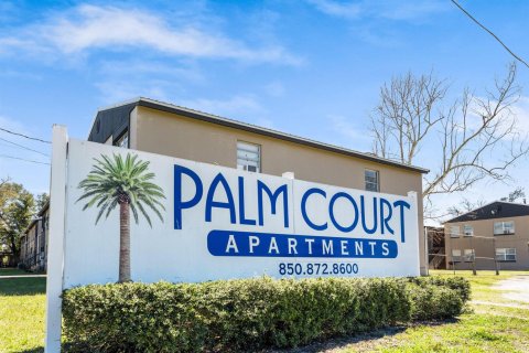 Commercial property in Panama City, Florida № 2153152