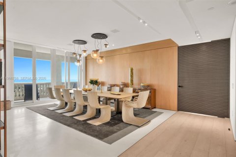 Condominio en venta en Aventura, Florida, 6 dormitorios, 675.4 m2 № 2029107 - foto 7