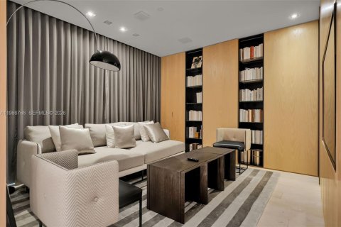 Condominio en venta en Aventura, Florida, 6 dormitorios, 675.4 m2 № 2029107 - foto 24