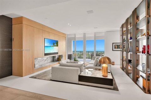 Condominio en venta en Aventura, Florida, 6 dormitorios, 675.4 m2 № 2029107 - foto 5