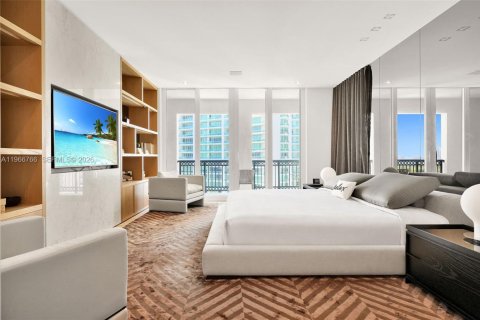 Condominio en venta en Aventura, Florida, 6 dormitorios, 675.4 m2 № 2029107 - foto 16