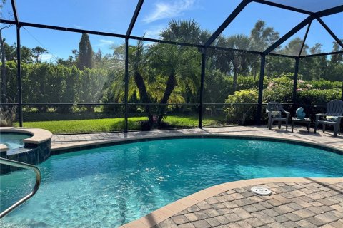 House in Fort Myers, Florida 4 bedrooms, 188.78 sq.m. № 2094542 - photo 3