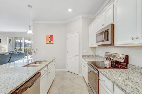 House in Fort Myers, Florida 4 bedrooms, 188.78 sq.m. № 2094542 - photo 7
