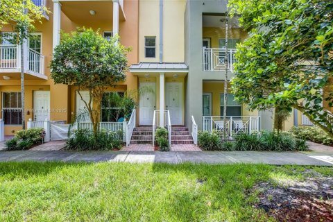 Townhouse in Fort Lauderdale, Florida 2 bedrooms, 155.98 sq.m. № 1932024 - photo 10