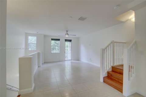 Townhouse in Fort Lauderdale, Florida 2 bedrooms, 155.98 sq.m. № 1932024 - photo 27