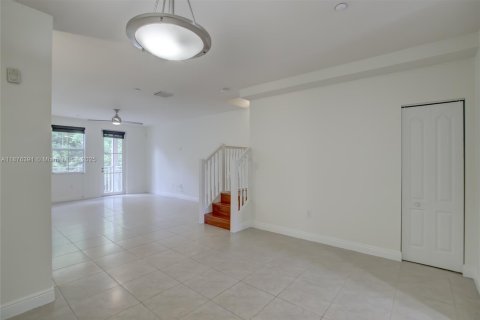 Townhouse in Fort Lauderdale, Florida 2 bedrooms, 155.98 sq.m. № 1932024 - photo 23