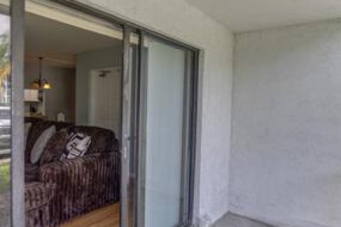 Copropriété à vendre à West Palm Beach, Floride: 2 chambres, 103.21 m2 № 2191023 - photo 17