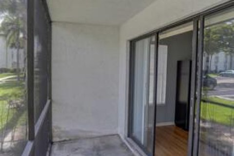 Copropriété à vendre à West Palm Beach, Floride: 2 chambres, 103.21 m2 № 2191023 - photo 2