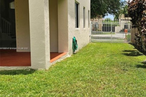 Villa ou maison à vendre à Miami, Floride: 4 chambres, 281.12 m2 № 1874269 - photo 22