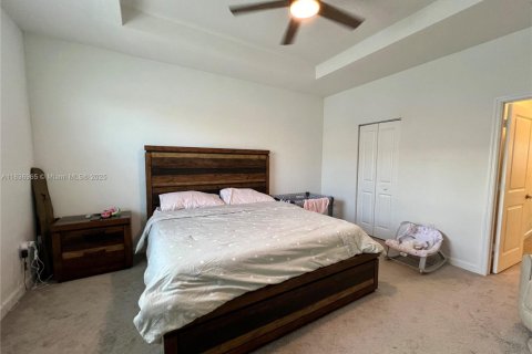 Townhouse in Homestead, Florida 3 bedrooms, 169.08 sq.m. № 1821552 - photo 24
