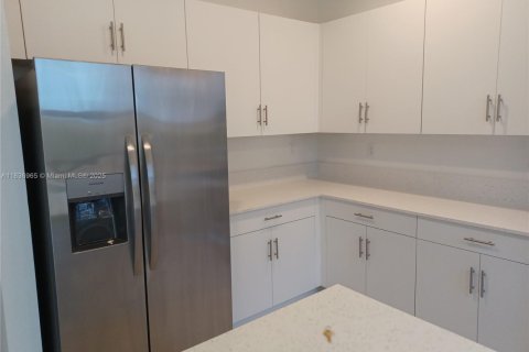 Townhouse in Homestead, Florida 3 bedrooms, 169.08 sq.m. № 1821552 - photo 7