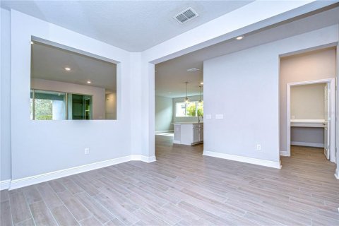 House in Fish Hawk, Florida 2 bedrooms, 179.02 sq.m. № 1533610 - photo 9