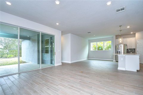 House in Fish Hawk, Florida 2 bedrooms, 179.02 sq.m. № 1533610 - photo 16