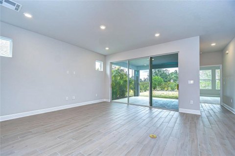House in Fish Hawk, Florida 2 bedrooms, 179.02 sq.m. № 1533610 - photo 15