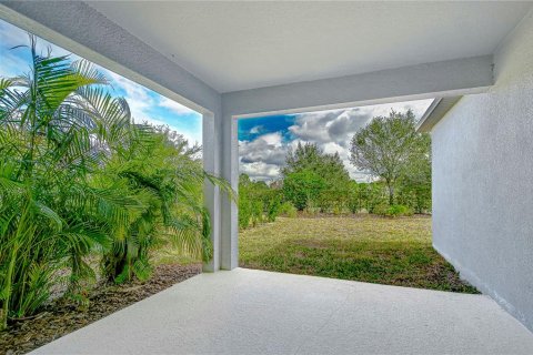 House in Fish Hawk, Florida 2 bedrooms, 179.02 sq.m. № 1533610 - photo 23