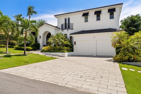 Casa en venta en Delray Beach, Florida, 4 dormitorios, 321.53 m2 № 2392875 - foto 3
