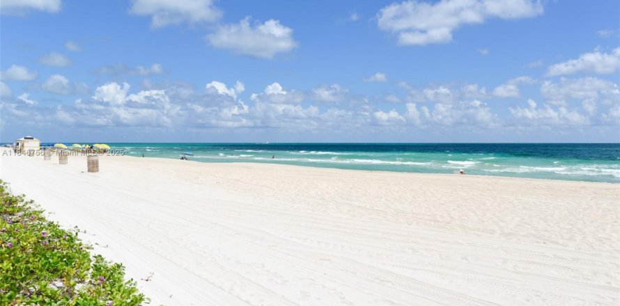 Condo à Miami Beach, Floride, 2 chambres № 1845483