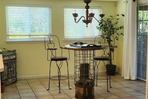 House in Bradenton, Florida 4 bedrooms, 140.65 sq.m. № 1750213 - photo 12