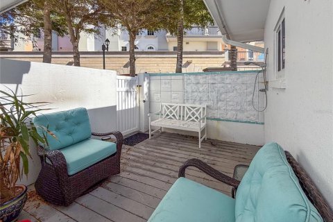 Condo in Sarasota, Florida, 3 bedrooms  № 2111959 - photo 27
