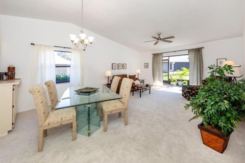 House in Nokomis, Florida 2 bedrooms, 99.59 sq.m. № 1916142 - photo 13
