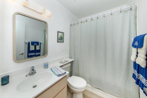 House in Nokomis, Florida 2 bedrooms, 99.59 sq.m. № 1916142 - photo 18