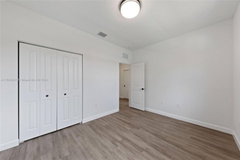 Townhouse in Dania Beach, Florida 3 bedrooms, 162.49 sq.m. № 1986981 - photo 25