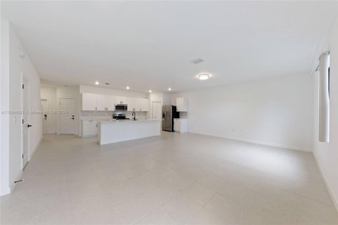 Townhouse in Dania Beach, Florida 3 bedrooms, 162.49 sq.m. № 1986981 - photo 8