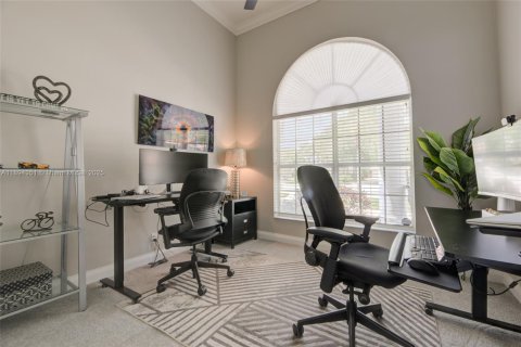 House in Parkland, Florida 5 bedrooms, 273.69 sq.m. № 1952533 - photo 12