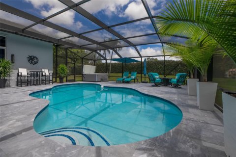 House in Parkland, Florida 5 bedrooms, 273.69 sq.m. № 1952533 - photo 28