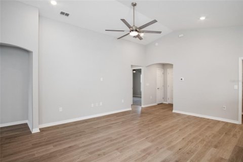 Villa ou maison à vendre à Auburndale, Floride: 3 chambres, 146.04 m2 № 2427286 - photo 17