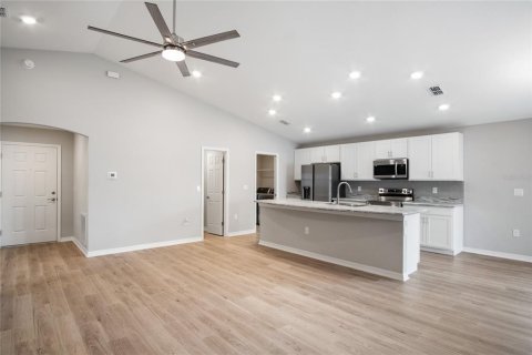 Villa ou maison à vendre à Auburndale, Floride: 3 chambres, 146.04 m2 № 2427286 - photo 12