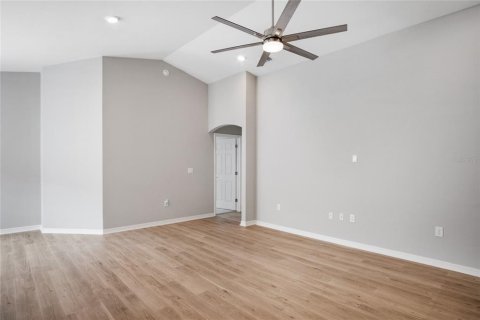 Villa ou maison à vendre à Auburndale, Floride: 3 chambres, 146.04 m2 № 2427286 - photo 18