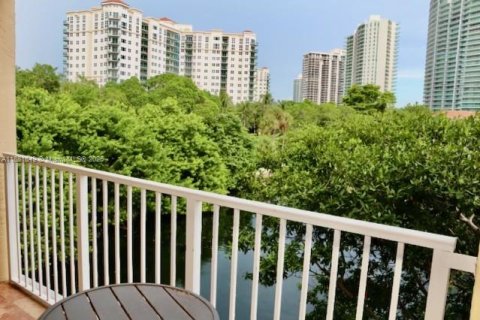 Condo in Aventura, Florida, 1 bedroom  № 2037239 - photo 3