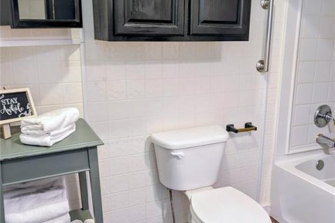 House in Astor, Florida 1 bedroom, 54.63 sq.m. № 2223201 - photo 21