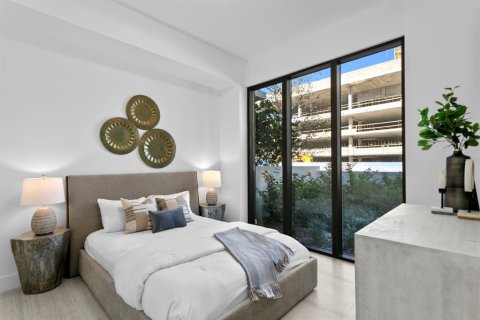 Adosado en venta en Tampa, Florida, 3 dormitorios, 334.91 m2 № 1539348 - foto 19