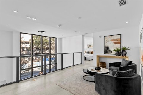 Adosado en venta en Tampa, Florida, 3 dormitorios, 334.91 m2 № 1539348 - foto 23