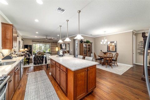 House in Ocala, Florida 2 bedrooms, 181.62 sq.m. № 2101282 - photo 5