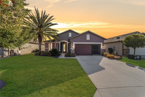 Casa en Ocala, Florida 2 dormitorios, 181.62 m2 № 2101282