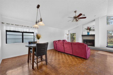 Villa ou maison à vendre à Plant City, Floride: 4 chambres, 218.32 m2 № 2419053 - photo 6