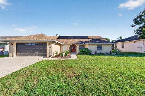 Villa ou maison à vendre à Plant City, Floride: 4 chambres, 218.32 m2 № 2419053 - photo 3