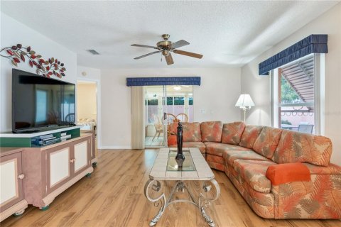 Casa en venta en The Villages, Florida, 2 dormitorios, 104.79 m2 № 2259273 - foto 11
