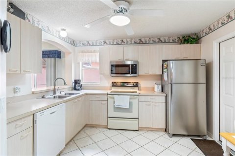Casa en venta en The Villages, Florida, 2 dormitorios, 104.79 m2 № 2259273 - foto 6