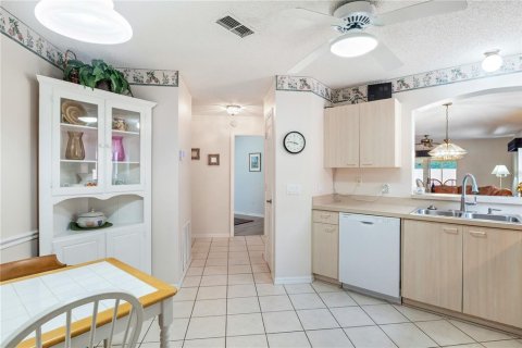 Casa en venta en The Villages, Florida, 2 dormitorios, 104.79 m2 № 2259273 - foto 5
