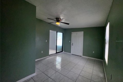 Adosado en alquiler en Tampa, Florida, 3 dormitorios, 117.24 m2 № 1912150 - foto 11