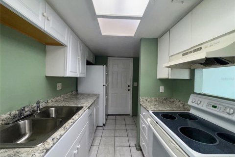 Adosado en alquiler en Tampa, Florida, 3 dormitorios, 117.24 m2 № 1912150 - foto 7
